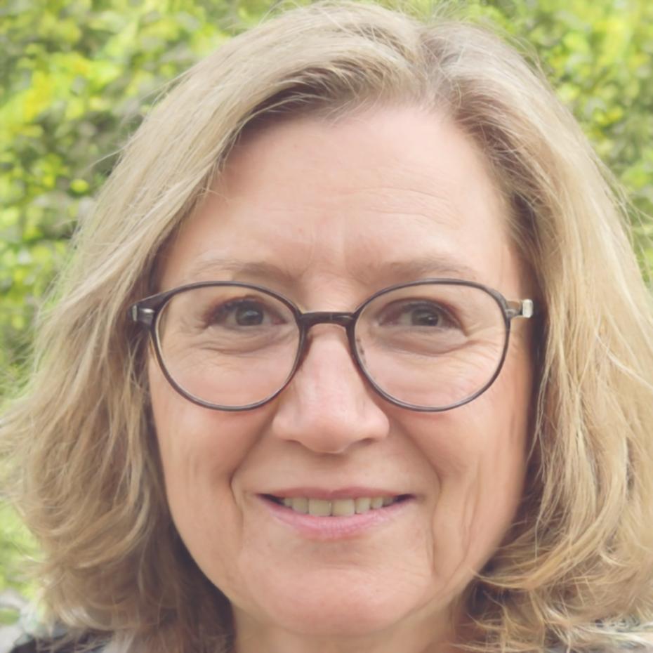 Rebecca Walsh, Cash Flow Management Expert